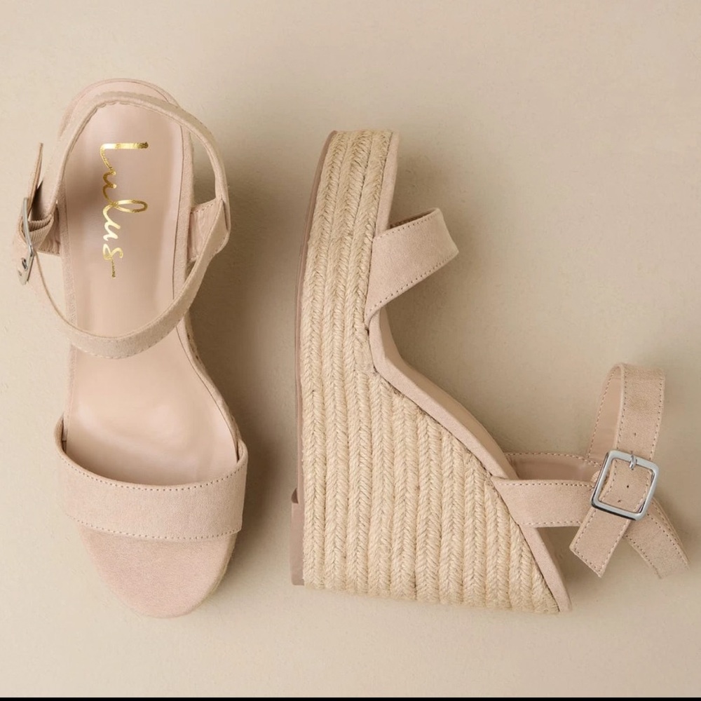 Lulu's Tan Wedge Sandals boho beachy suede cottage core size 9, new without tags